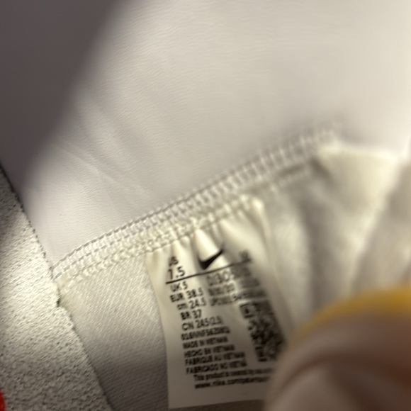 Nike Blazer Mid - Picture 5 of 6